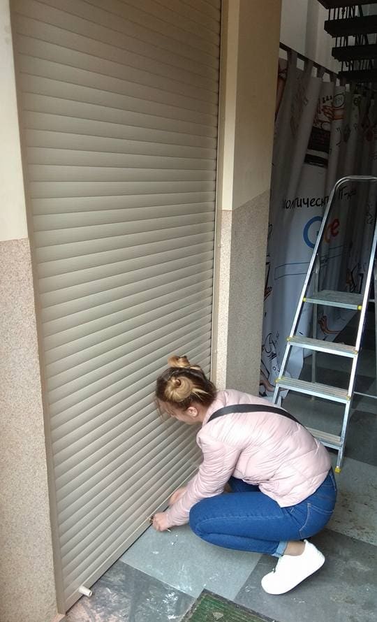ролети на двері